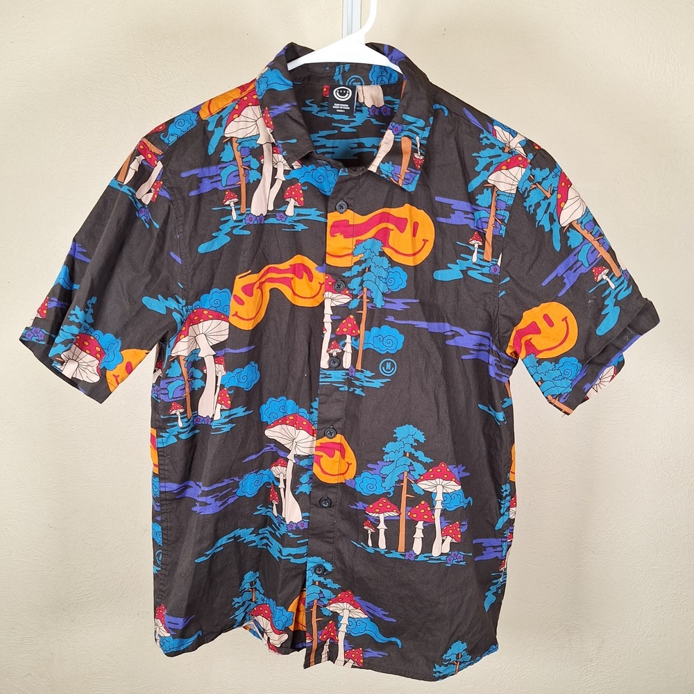 Neff Mushroom Forest Psychedelic Trippy Mens Small Novelty Button Down Shirt